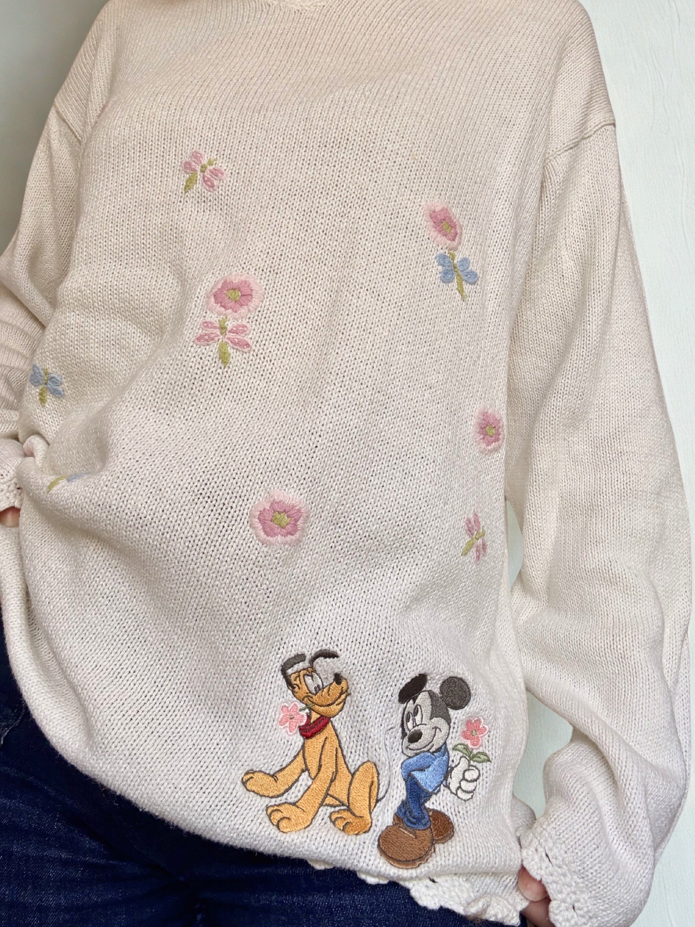 Mickey & Pluto Spring time Knit Sweater